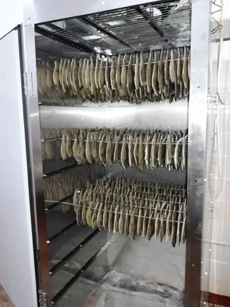 Риба в сушильній шафі
