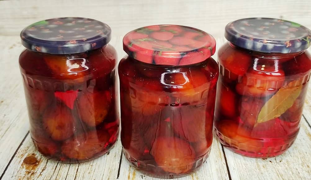 Мариновані сливи