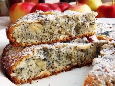 Шарлотка з маком