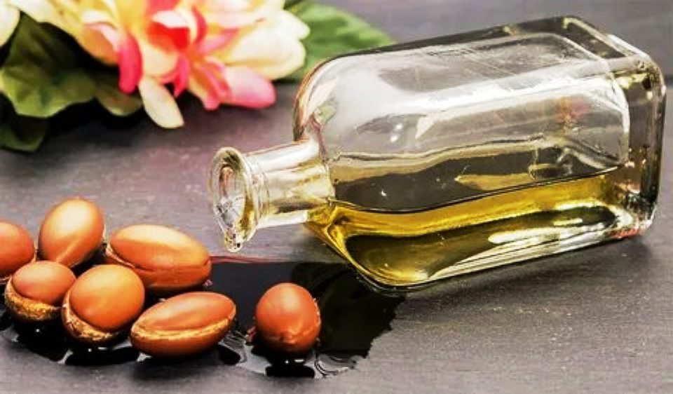 Харчова та косметична арганова олія