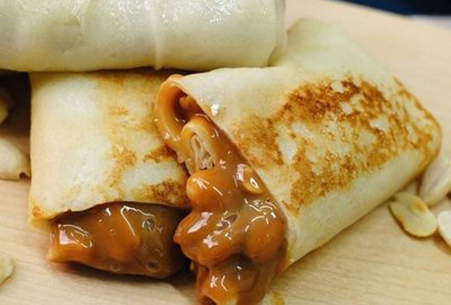 Peanut and jam pancakes recipe