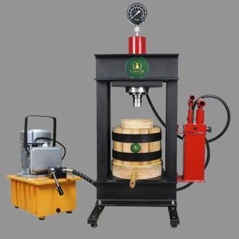 Oil press
