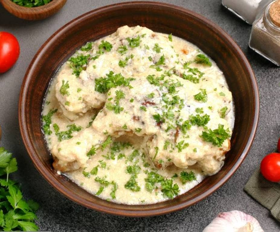 Курица в молочно-чесночном соусе