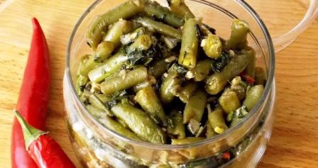 Pickled green beans